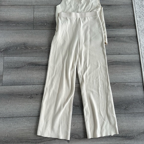 Zara Ecru Lounge Set - Size Small - Picture 4 of 9